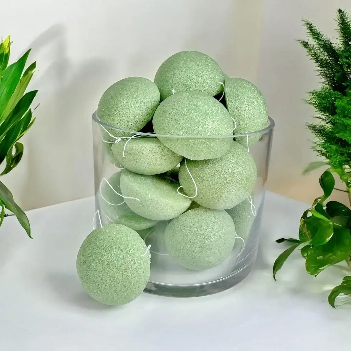 Natural Konjac Facial Cleansing Sponge
