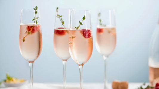 Summer Sparkler: The Ultimate Lemon-Rosé Mocktail