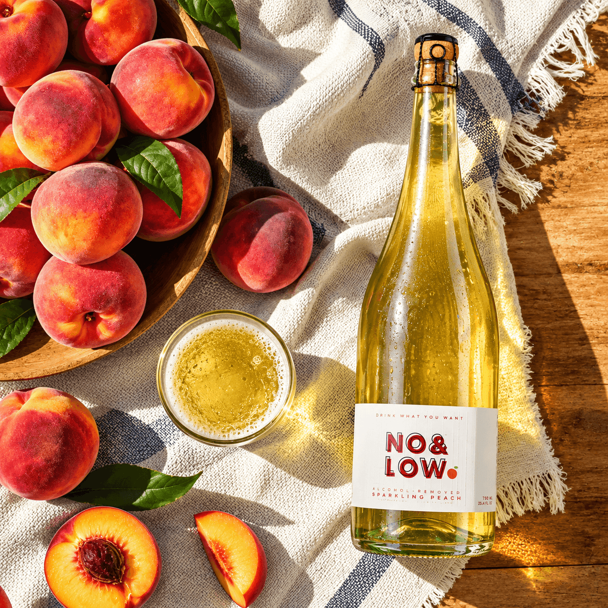Non-Alcoholic Peach Sparkling Wine - No & Low