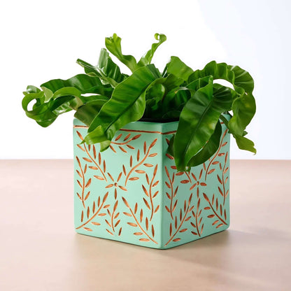 Tila Terracotta Debossed Leaf Planter - Fair Trade